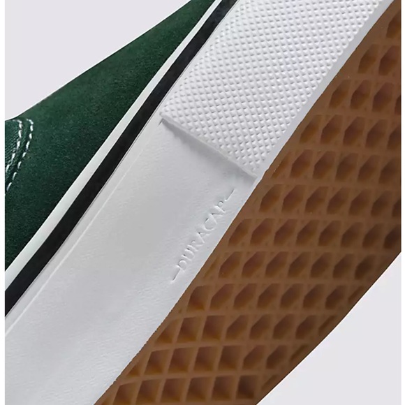 Vans WMNS Skate Slip-On
Mountain View
VN0A5FCABD6
Sneakers - Picture 12 of 16